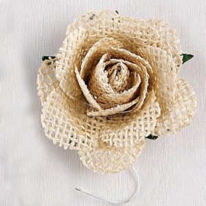 Υφασμάτινο τριαντάφυλλο από λευκή λινάτσα με κοτσάνι, 5cm-4τεμ